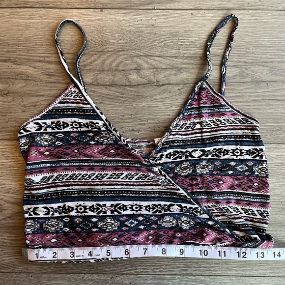 LA Hearts Women’s Geometric Abstract Print Spaghetti Strap Crop Top Size Small - Picture 9 of 9